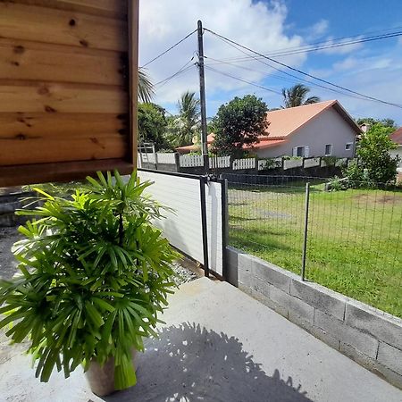 Charmant Chalet Avec Jacuzzi, L'Ile O Vert Saint-Philippe Zewnętrze zdjęcie