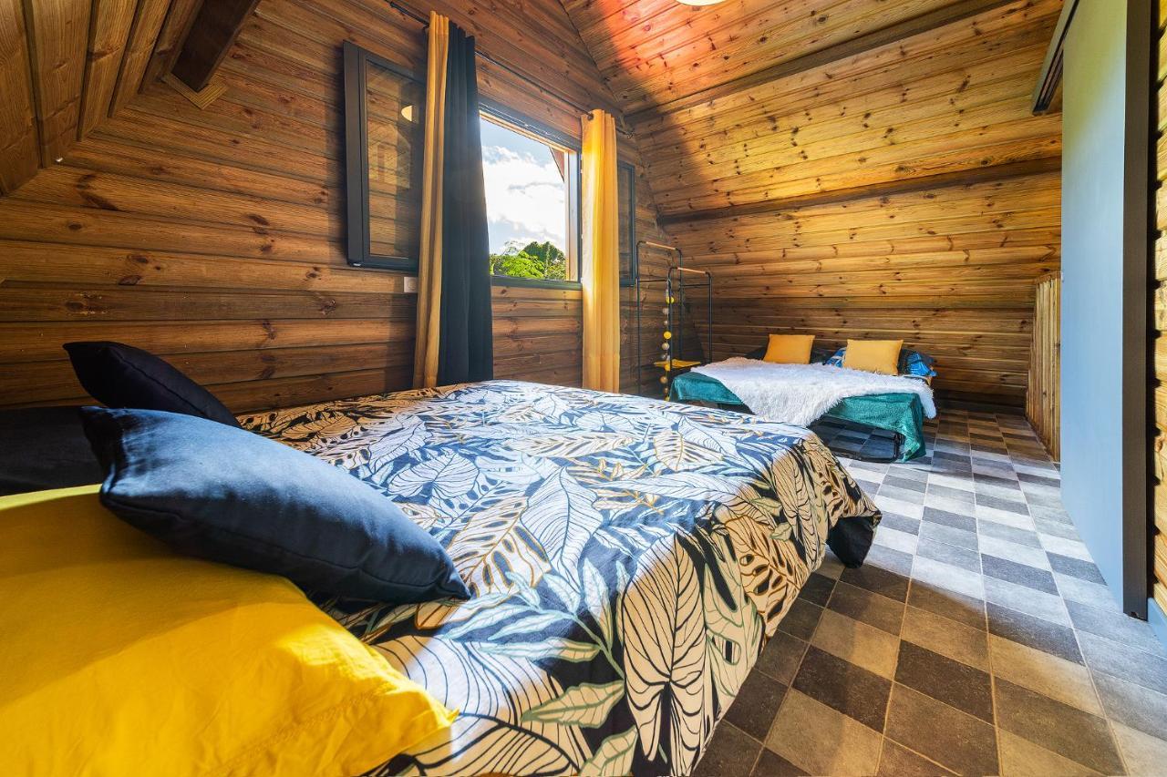 Charmant Chalet Avec Jacuzzi, L'Ile O Vert Saint-Philippe Zewnętrze zdjęcie