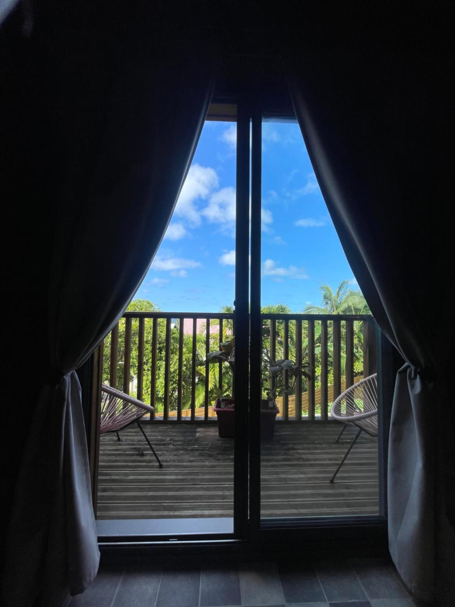 Charmant Chalet Avec Jacuzzi, L'Ile O Vert Saint-Philippe Zewnętrze zdjęcie